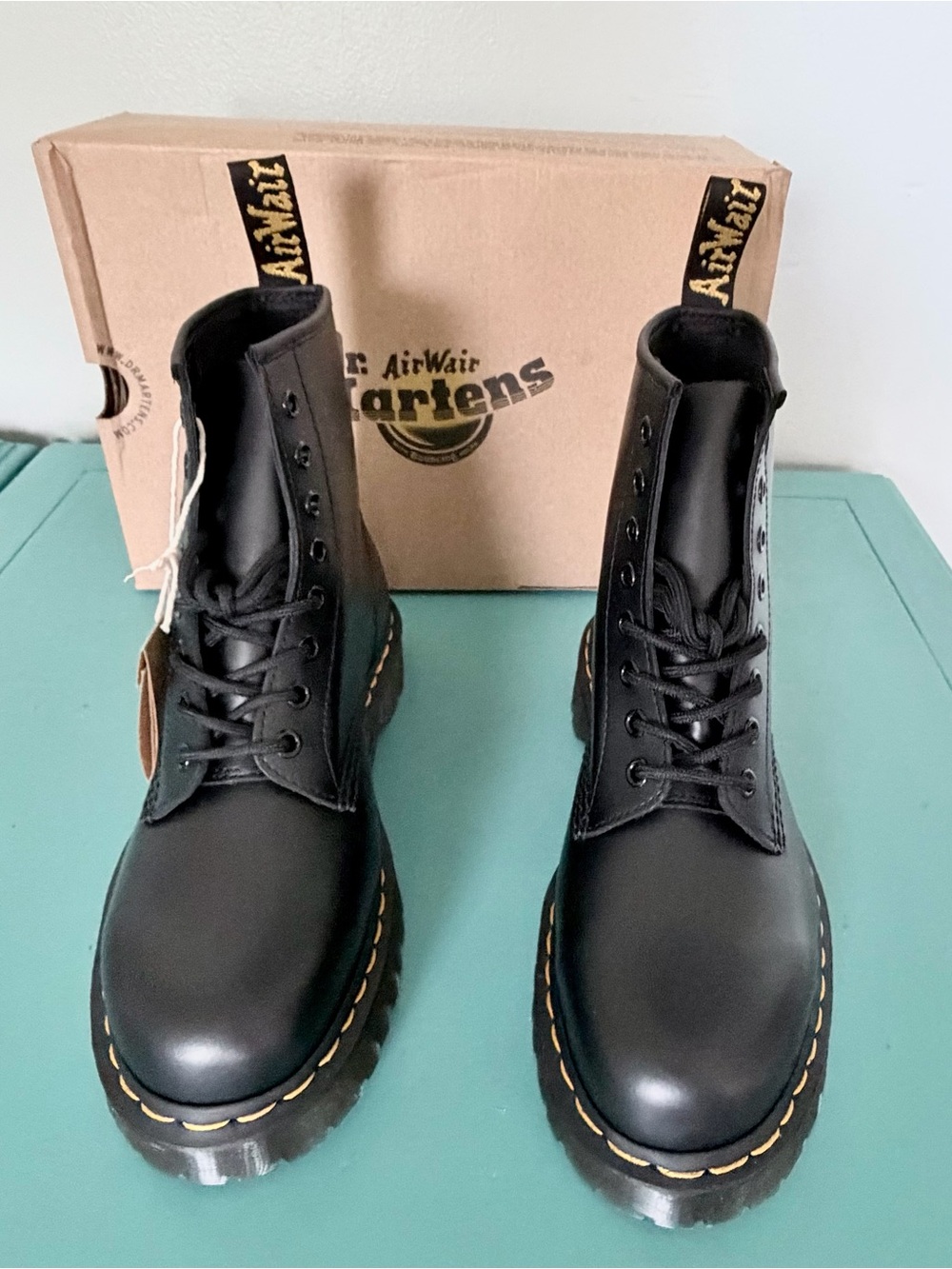Dr. Martens 1460 Bex Smooth Leather Platform Boots Size 9W / 8M NIB - Picture 3 of 8